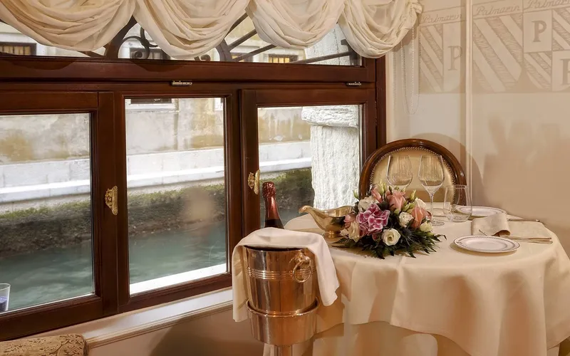 Ristorante Alle Corone, restaurant in Castello