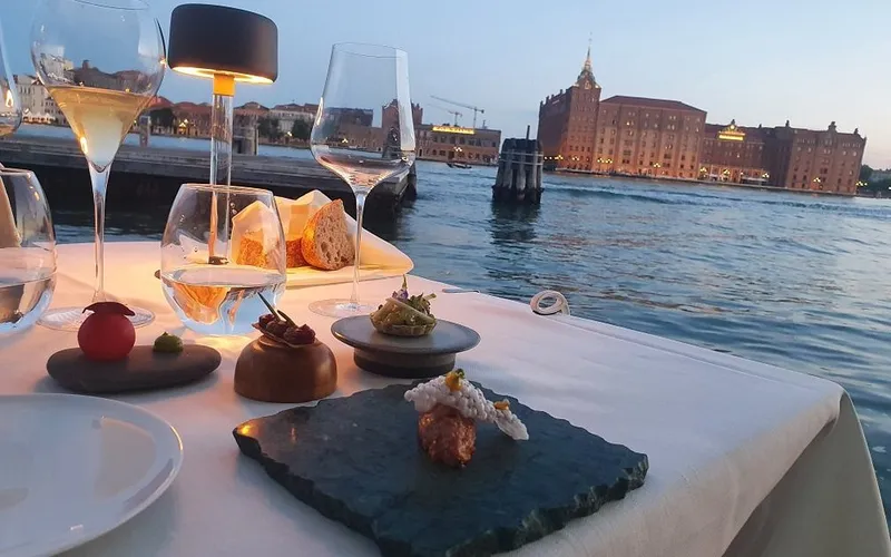 Riviera, restaurant in Dorsoduro